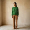 polera-lana-alpaca-verde-mujer-cuerpo-completo Polera Lana Alpaca Verde · Cuello Redondo · Yordall