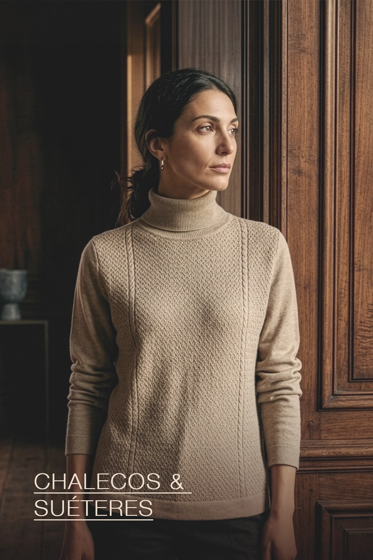 Categoría chalecos y suéteres mujer merino beige cuello alto tejido trenzado - Yordall Chile